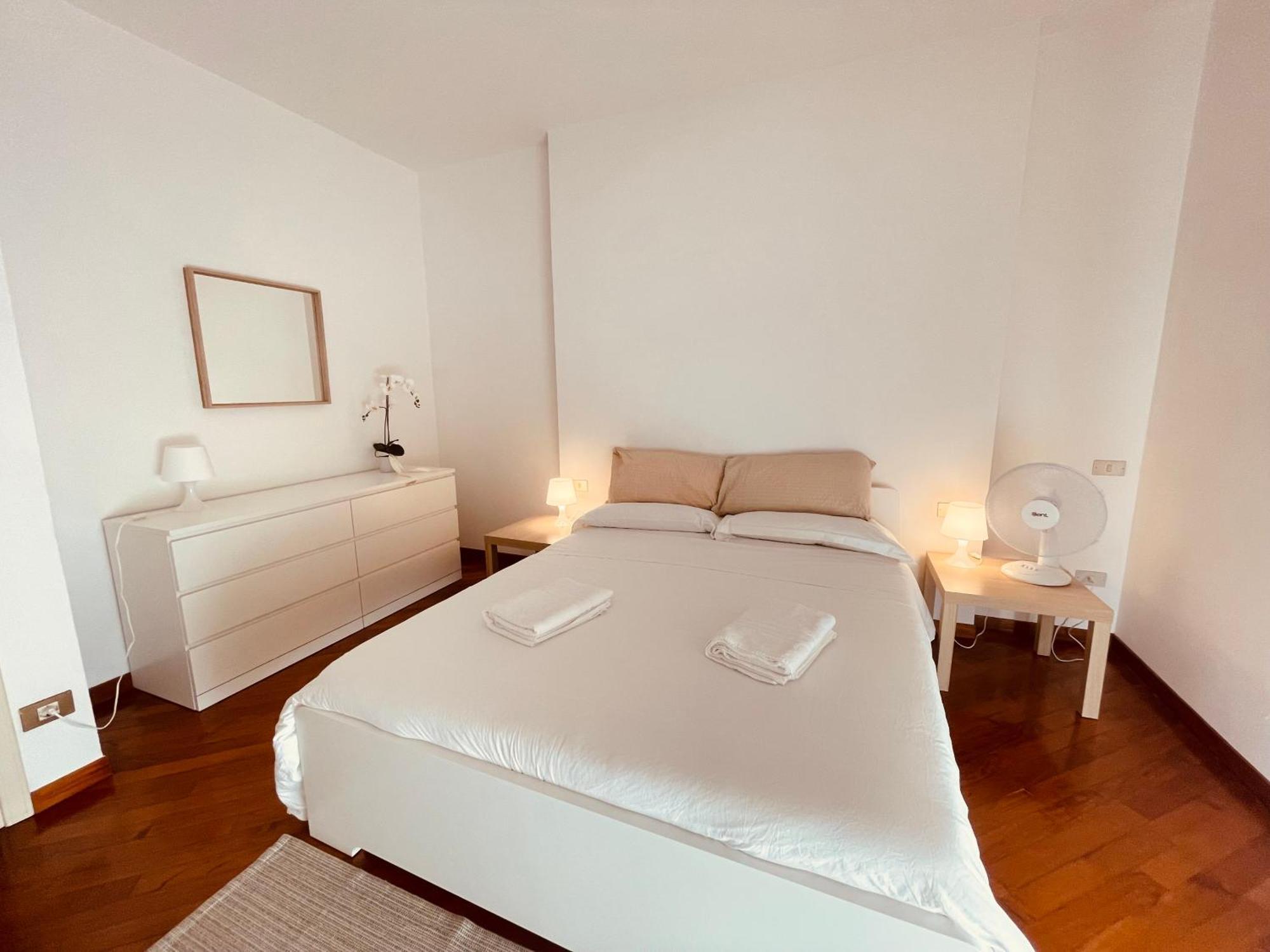 Lemon Tree Resort - Freeparking - Garden Генуя Екстер'єр фото